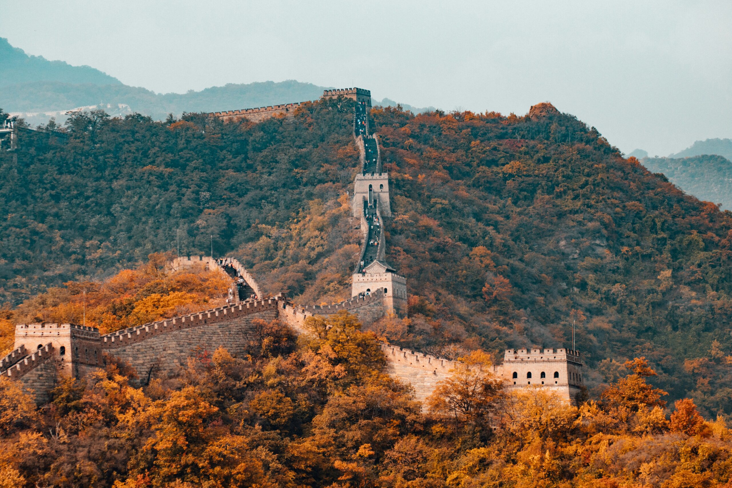 paisaje muralla china durante el otoño